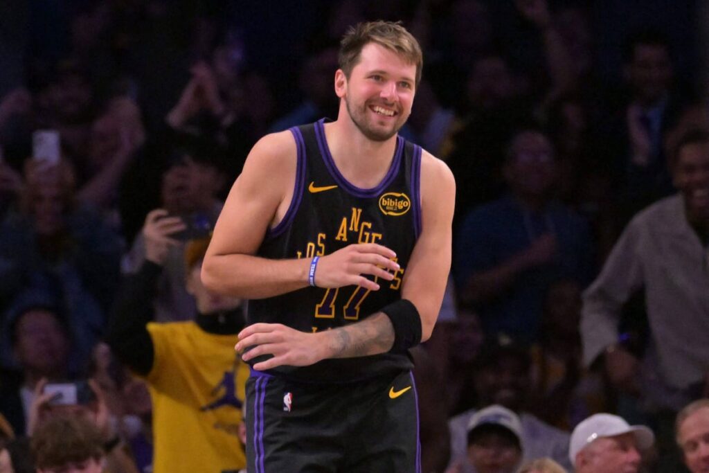 Luka Dončić offers to fly Lakers teammates out to Slovenia for minicamp: Source Luka Dončić offers to fly Lakers teammates out to Slovenia for minicamp: Source