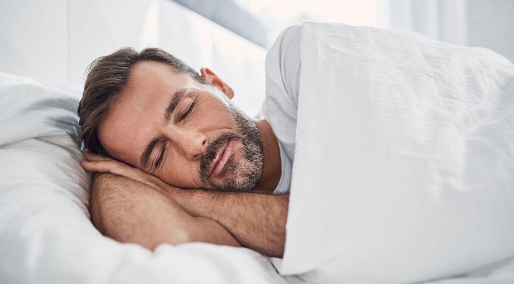 Study Finds Losing Just 80 Minutes of Sleep May Cause Weight Gain and Slow Fat Loss