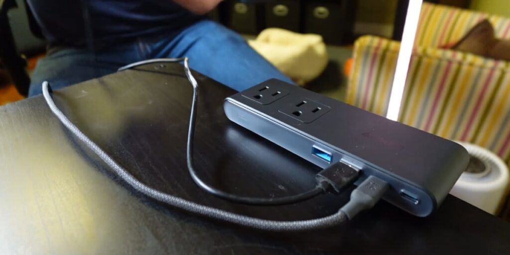 What the Tech: 6 Tech Gadgets College Students Can Actually Use