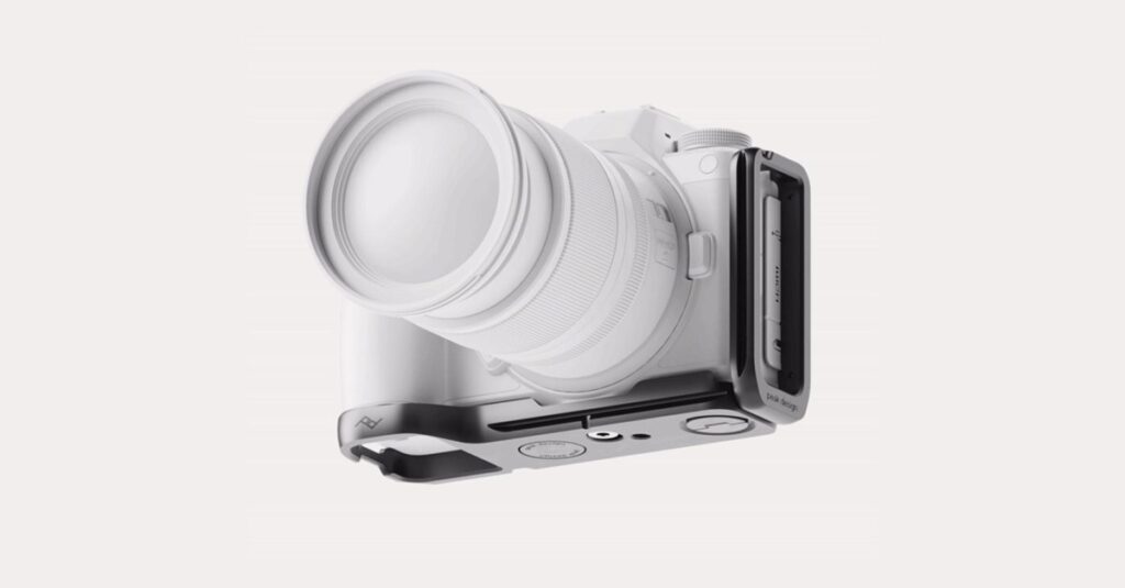 Peak Design’s modular Field Bracket has a finder tag built Peak Design’s modular Field Bracket has a finder tag built