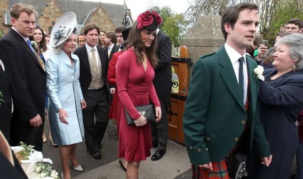 Pippa dress 2