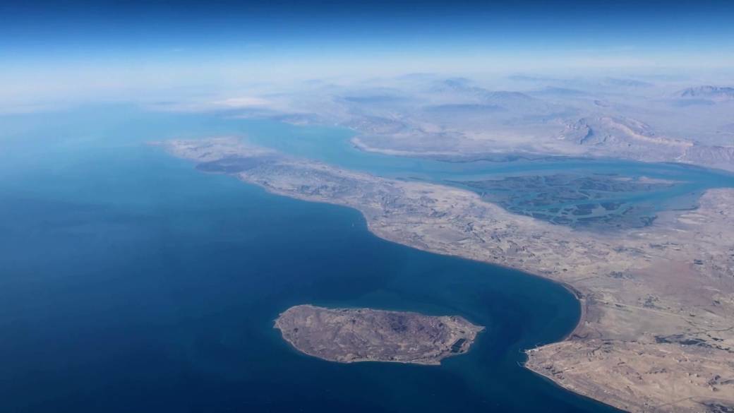 Click to play video: 'European powers accuse Russia of helping Iran target US forces in Middle East'