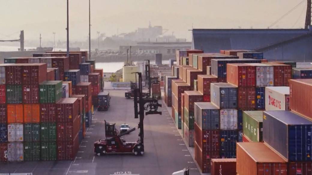 Click to play video: '‘No deal better than a bad deal’: Premiers react to Trump’s new tariffs on Canada'