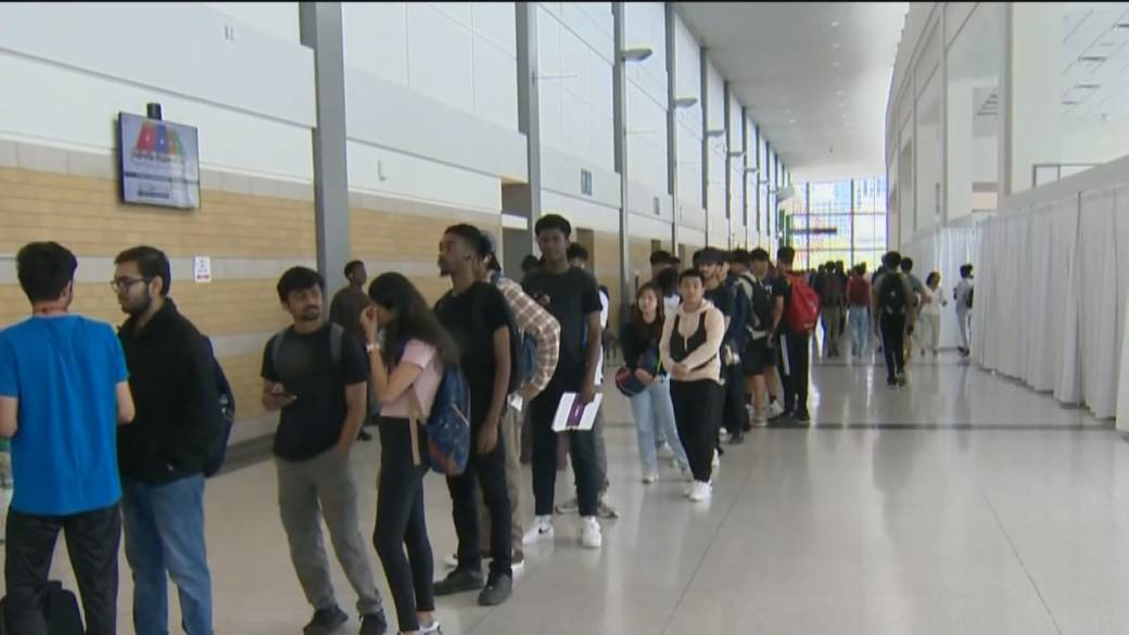 Click to play video: 'Kelowna unemployment tops nation'