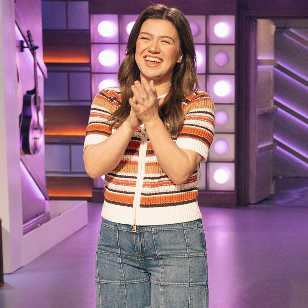Kelly Clarkson Jokes About Getting Fired After End of Her Talk Show 