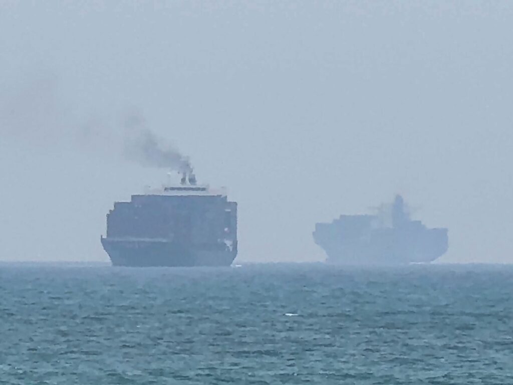 US and Iran trade attacks as Trump threatens to hit civilian infrastructure