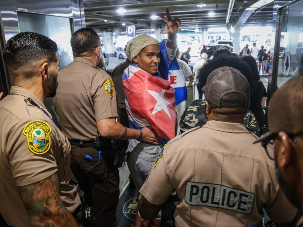 Exiled Cuban artist Otero Alcantara has arrived in US, Rubio confirms Exiled Cuban artist Otero Alcantara has arrived in US, Rubio confirms