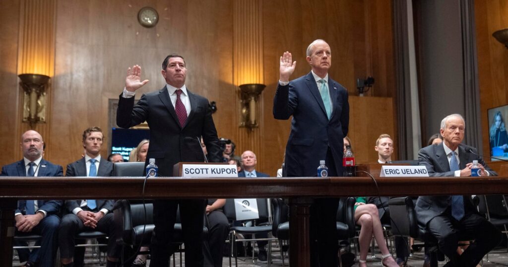 Trump’s personnel agency says it will remove some identifying info as it sweeps up medical records Trump's personnel agency says it will remove some identifying info as it sweeps up medical records