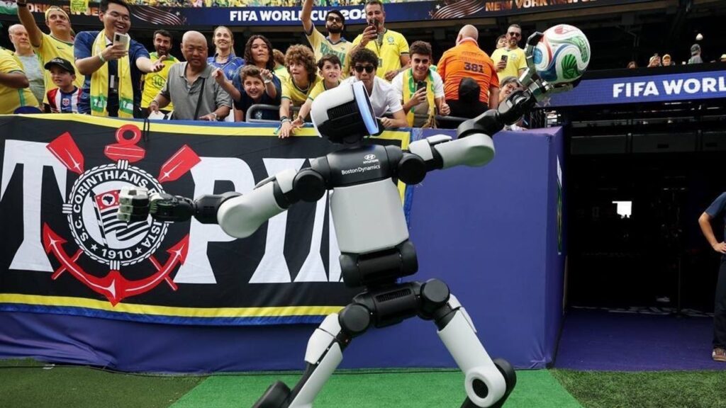 Hyundai Motor brings Boston Dynamics’ Atlas humanoid robot to FIFA World Cup in groundbreaking activation Hyundai Motor brings Boston Dynamics' Atlas humanoid robot to FIFA World Cup in groundbreaking activation