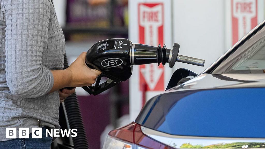 Oil prices hit $100 for the first time since May Oil prices hit $100 for the first time since May