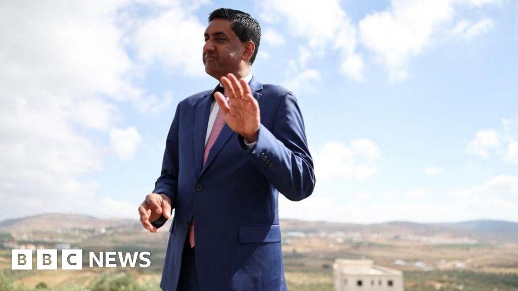US Democrat Ro Khanna says he was detained by armed Israeli settlers US Democrat Ro Khanna says he was detained by armed Israeli settlers
