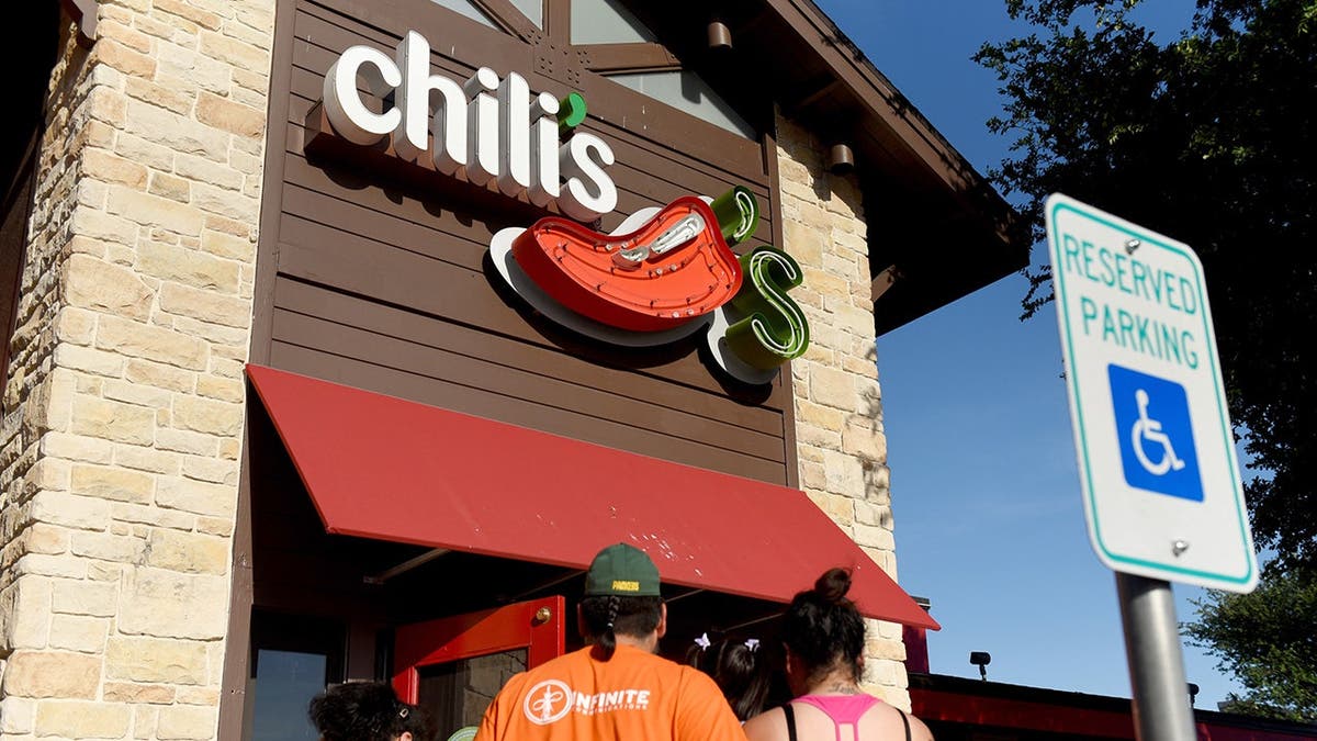 Chili's restaurant exterior