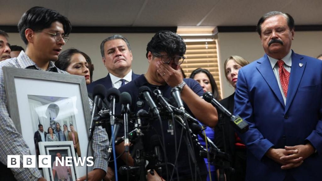 Mexico to file criminal complaints over deaths in US custody Mexico to file criminal complaints over deaths in US custody