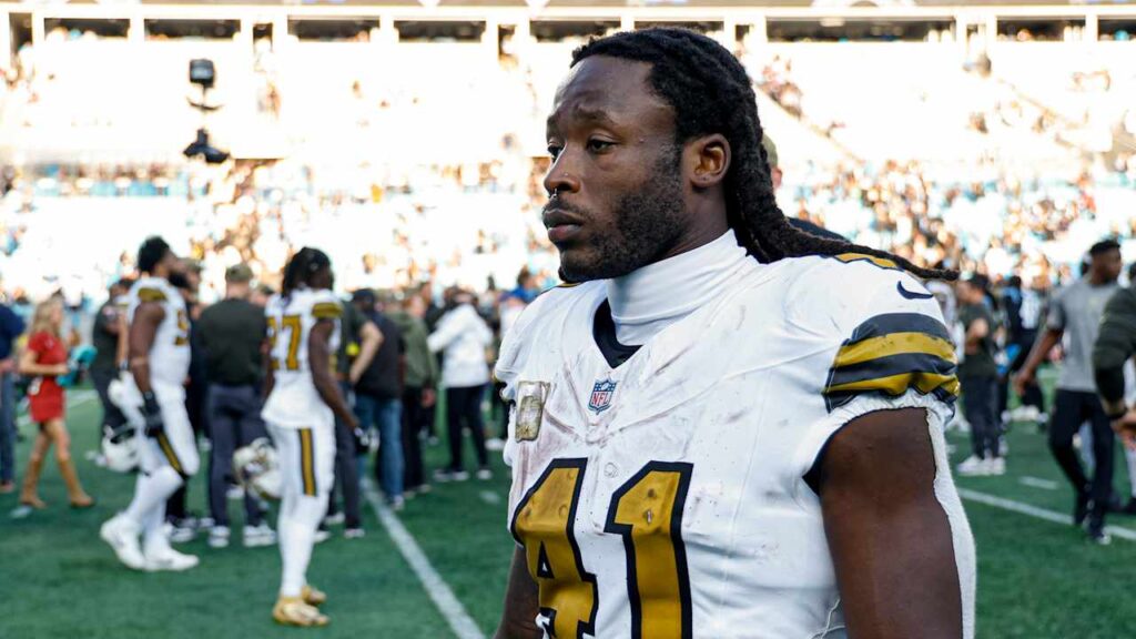 Saints, 5-time Pro Bowl RB Alvin Kamara agree to restructured contract to stay in New Orleans Saints, 5-time Pro Bowl RB Alvin Kamara agree to restructured contract to stay in New Orleans