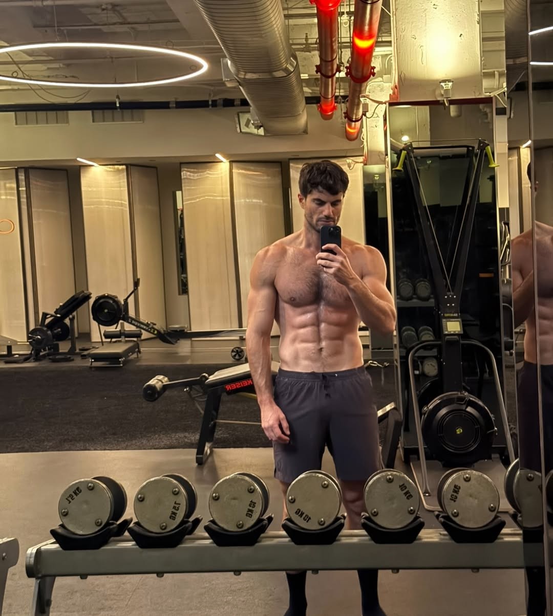 Dougie Joseph selfies from his Instagram page