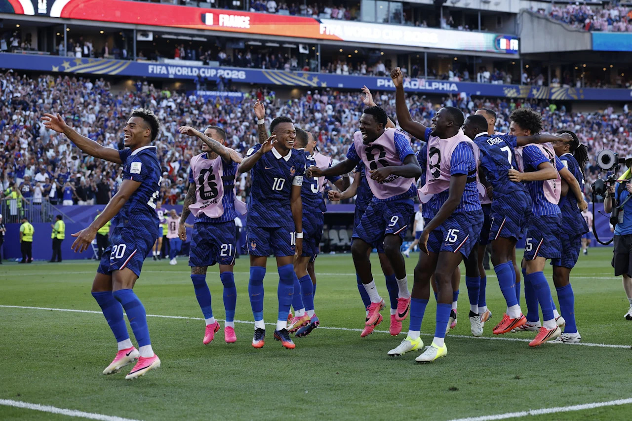 France players celebrate after a World Cup win. (Getty Images)