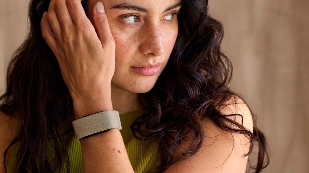 Garmin Joins Fitbit, Whoop With Its First Screenless Fitness Tracker Garmin Joins Fitbit, Whoop With Its First Screenless Fitness Tracker