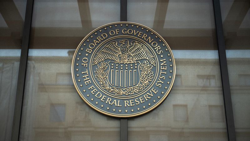 The Fed confronts an unusually confusing economic moment The Fed confronts an unusually confusing economic moment