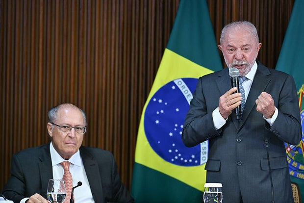 President Lula Speaks During Ministerial Meeting