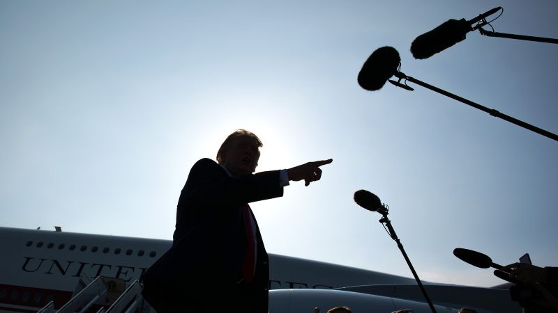 At White House Correspondents’ Dinner do-over, Trump meets a press corps under his pressure At White House Correspondents’ Dinner do-over, Trump meets a press corps under his pressure