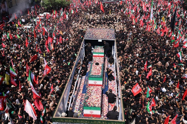 TOPSHOT-IRAN-US-ISRAEL-WAR-FUNERAL