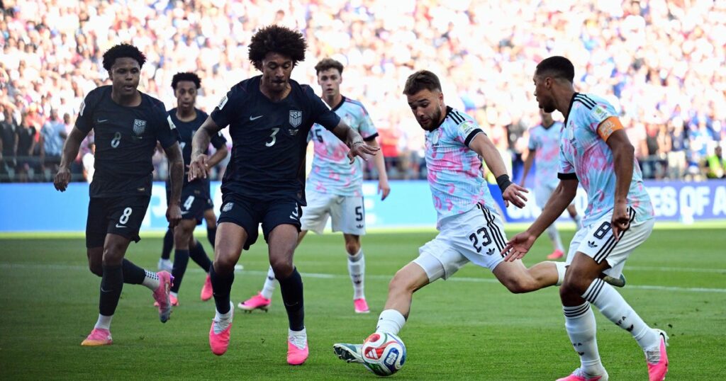 Belgium knocks out U.S. men 4-1 in World Cup, ending the Americans’ run in Seattle Belgium knocks out U.S. men 4-1 in World Cup, ending the Americans' run in Seattle