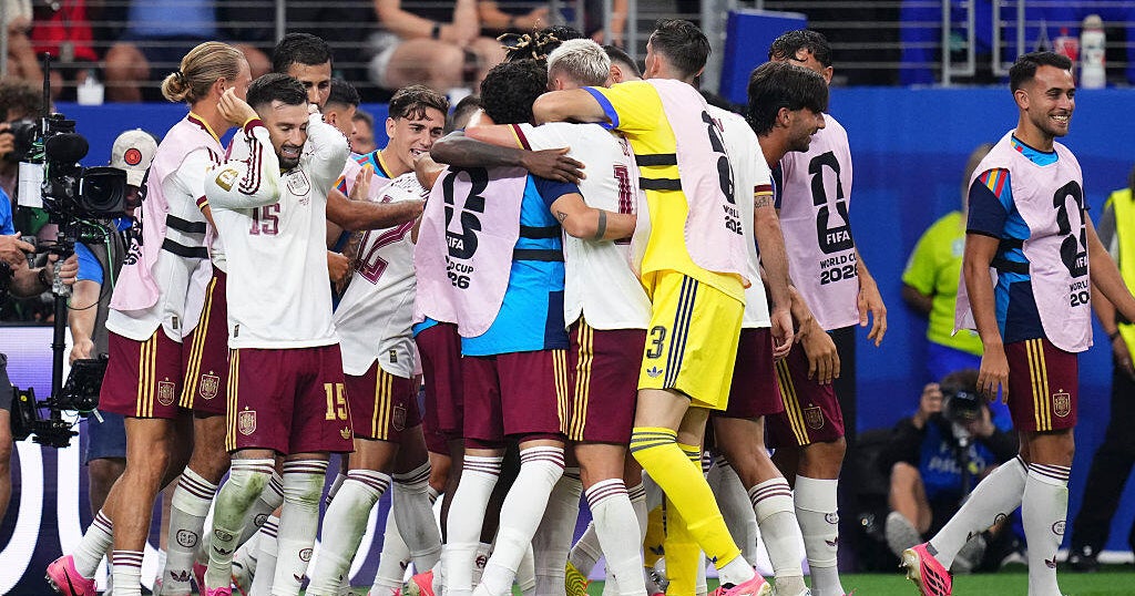 Spain reaches World Cup final with dominant 2 Spain reaches World Cup final with dominant 2