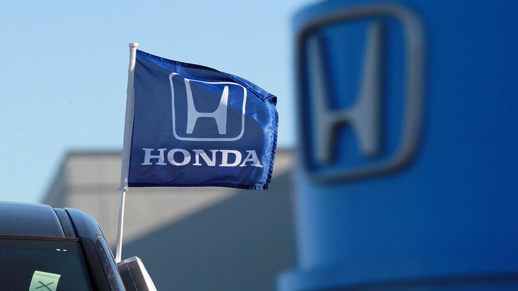 Honda recalling more than 325,000 vehicles over potential crash risk Honda recalling more than 325,000 vehicles over potential crash risk