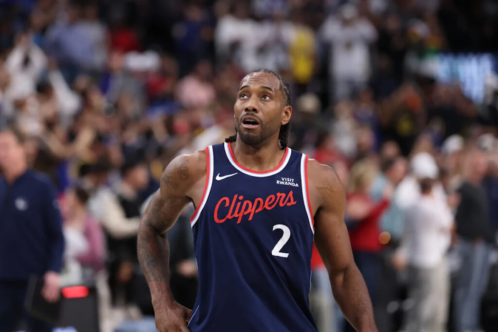Raptors trade for Kawhi Leonard can’t be completed until NBA’s investigation into Clippers ends Raptors trade for Kawhi Leonard can't be completed until NBA's investigation into Clippers ends