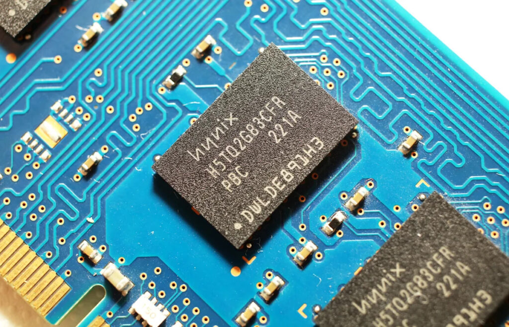 Micron, SK Hynix stocks sink as AI chip sell
