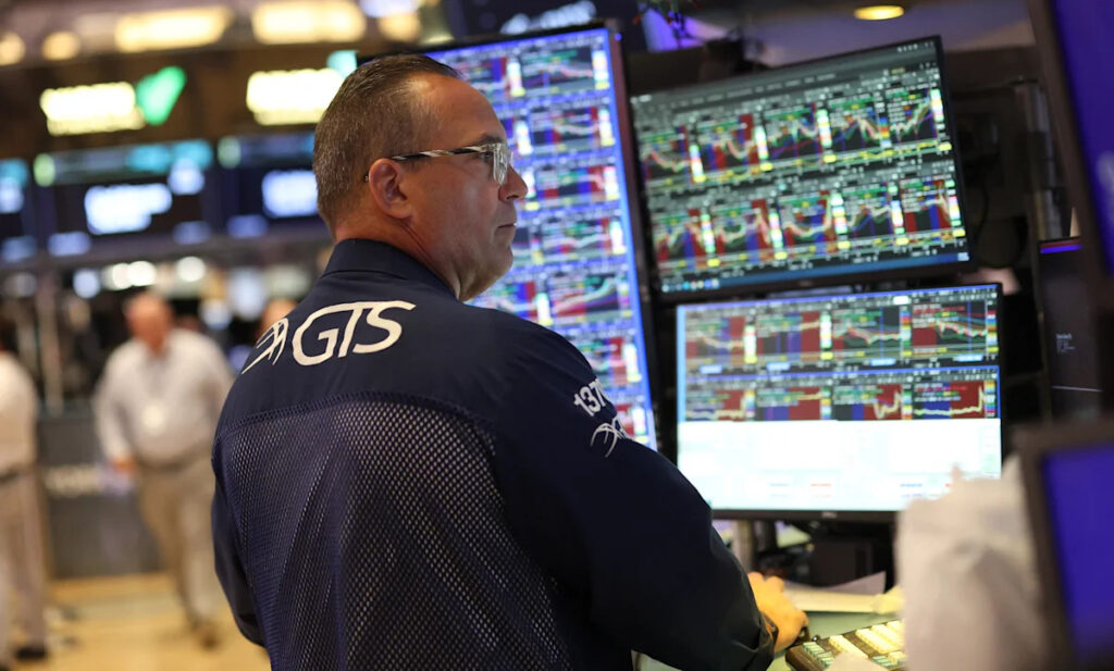 Stock market today: Dow, S&P 500, Nasdaq drop as chip stocks tumble, Alphabet stock sinks Stock market today: Dow, S&P 500, Nasdaq drop as chip stocks tumble, Alphabet stock sinks