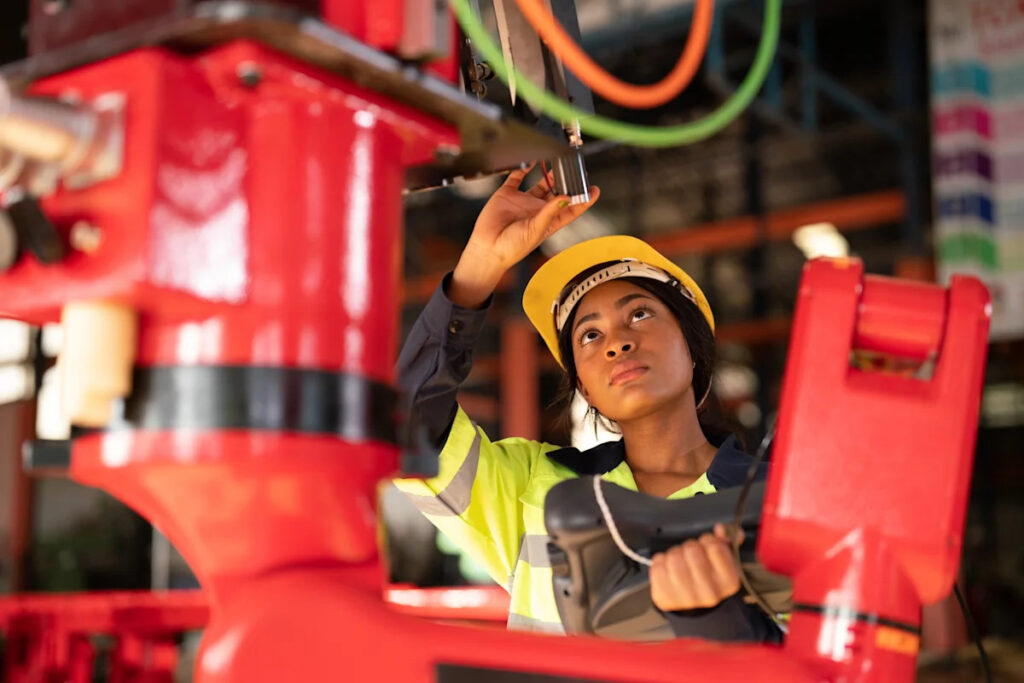 ‘Dirty Jobs’ host Mike Rowe: Gen Z electricians are making up to $280,000 at AI data centers 'Dirty Jobs' host Mike Rowe: Gen Z electricians are making up to $280,000 at AI data centers