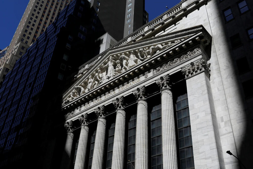 Stock market today: Nasdaq bounces back, S&P 500 and Dow rise as earnings, falling oil prices offset chip weakness