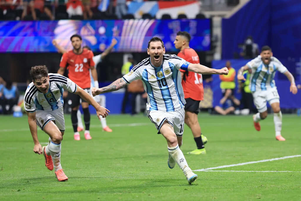 World Cup: Lionel Messi rips Argentina from the jaws of defeat vs. Egypt World Cup: Lionel Messi rips Argentina from the jaws of defeat vs. Egypt