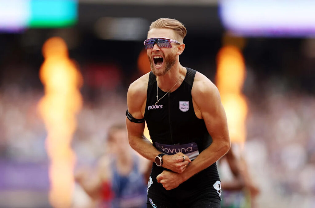 Josh Kerr sets new World Record mile time, beating 27 Josh Kerr sets new World Record mile time, beating 27