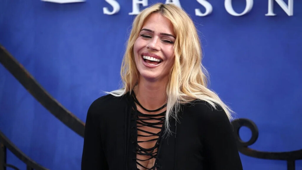 The Lifestyle Habits That Keep Billie Piper (43) Feeling Her Best The Lifestyle Habits That Keep Billie Piper (43) Feeling Her Best