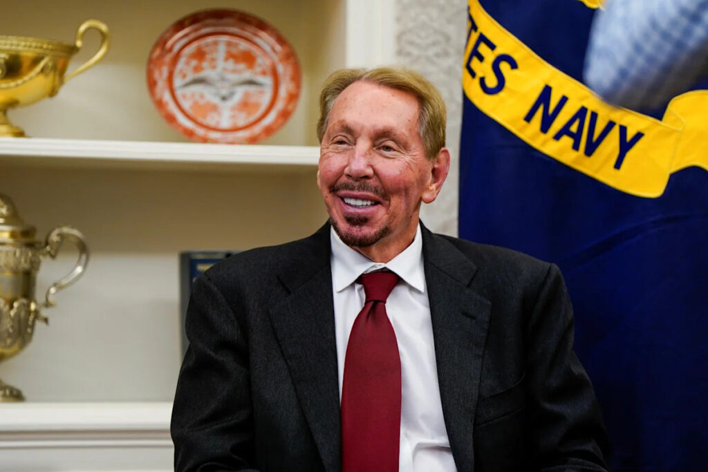 Oracle’s stock crash looks embarrassing for billionaire founder Larry Ellison Oracle's stock crash looks embarrassing for billionaire founder Larry Ellison