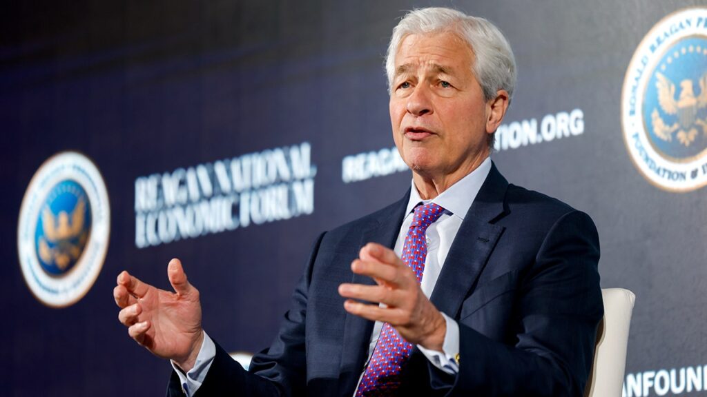 Jamie Dimon says he wouldn’t buy stocks or Treasurys at current prices Jamie Dimon says he wouldn’t buy stocks or Treasurys at current prices