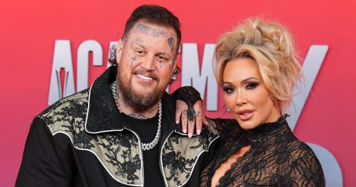 Jelly Roll and Bunnie Xo finalize divorce after 10 years of marriage: report – National Jelly Roll and Bunnie Xo finalize divorce after 10 years of marriage: report - National