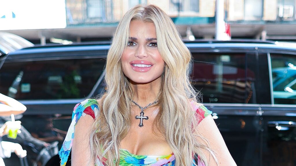 Jessica Simpson celebrates turning 46 in bikini and reveals her children have never seen her perform Jessica Simpson celebrates turning 46 in bikini and reveals her children have never seen her perform