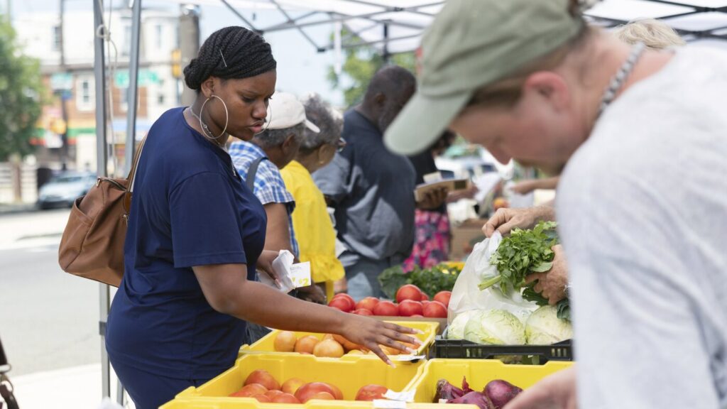 The White House pushes healthy eating. It cut a landmark nutrition education program The White House pushes healthy eating. It cut a landmark nutrition education program