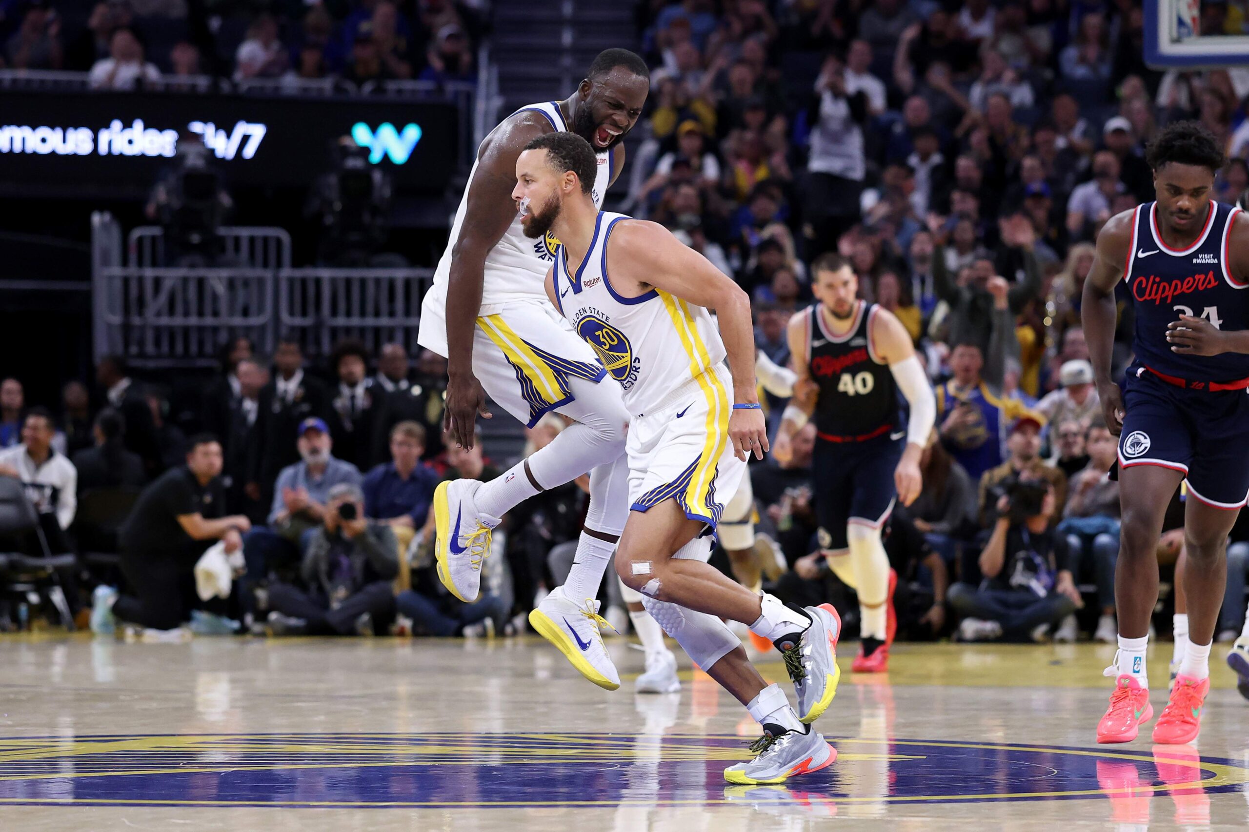 Los Angeles Clippers v Golden State Warriors