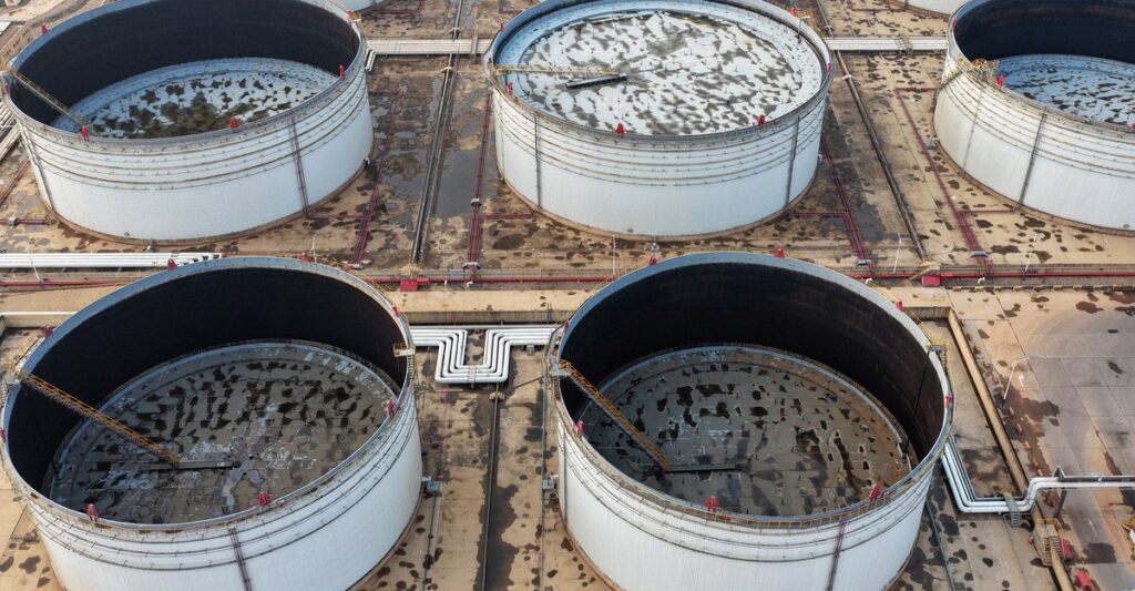The Great Chinese Oil Mystery The Great Chinese Oil Mystery