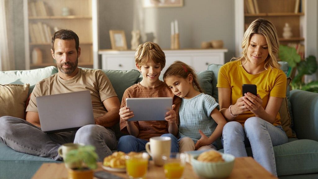 Too much screen time may trigger lasting brain delays, top health official warns Too much screen time may trigger lasting brain delays, top health official warns