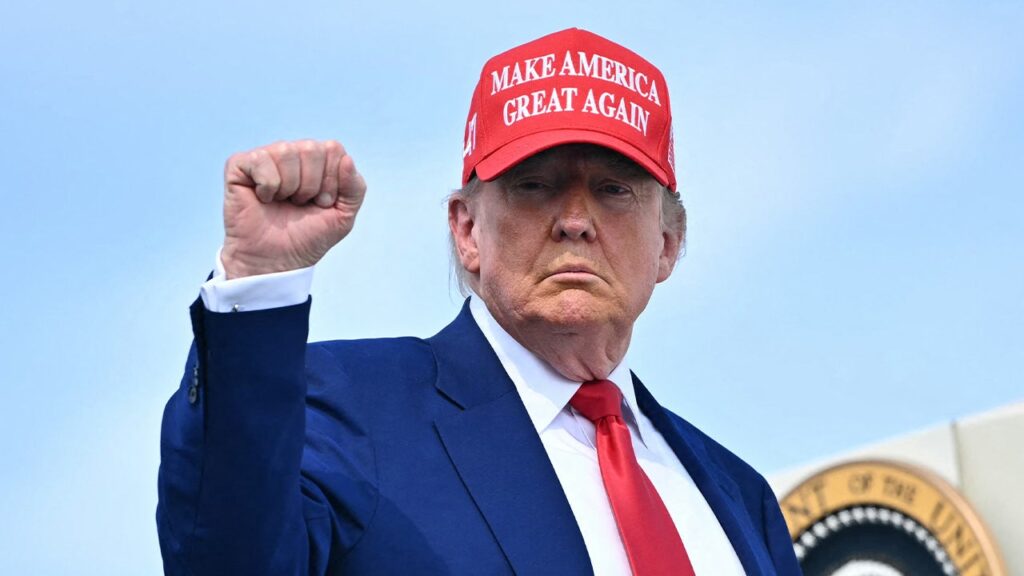 Treasury unveils $1 gold coin with Trump’s image on front Treasury unveils $1 gold coin with Trump's image on front