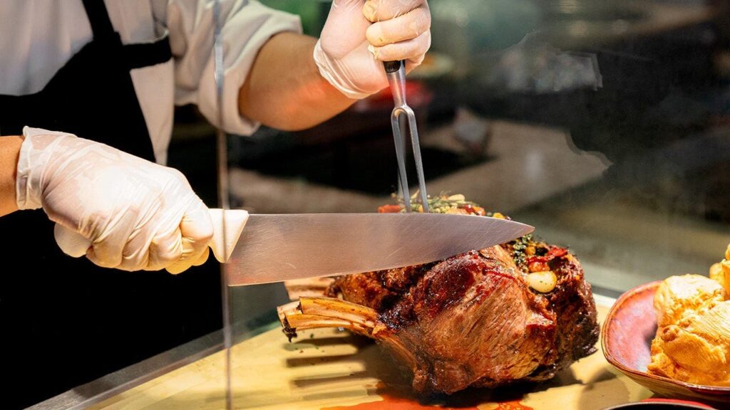 Why homemade prime rib can be ‘even better’ than at a steakhouse, experts say Why homemade prime rib can be 'even better' than at a steakhouse, experts say