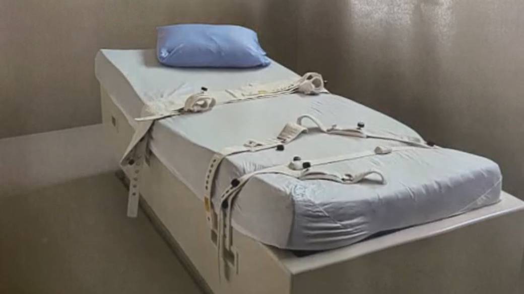 Click to play video: 'Seclusion rooms and restraints used in N.B. hospital: report'