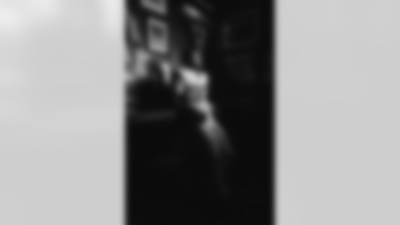 E_260310_Bar_Set_Quentin_Lake_BT_00005