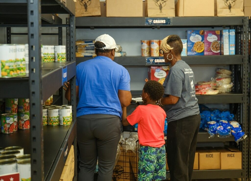 New Dallas food pantry gives veterans more choices New Dallas food pantry gives veterans more choices