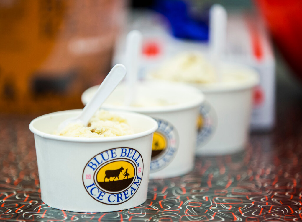 Blue Bell truck heads to Dallas-Fort Worth. Here’s how to get a free scoop Blue Bell truck heads to Dallas-Fort Worth. Here's how to get a free scoop
